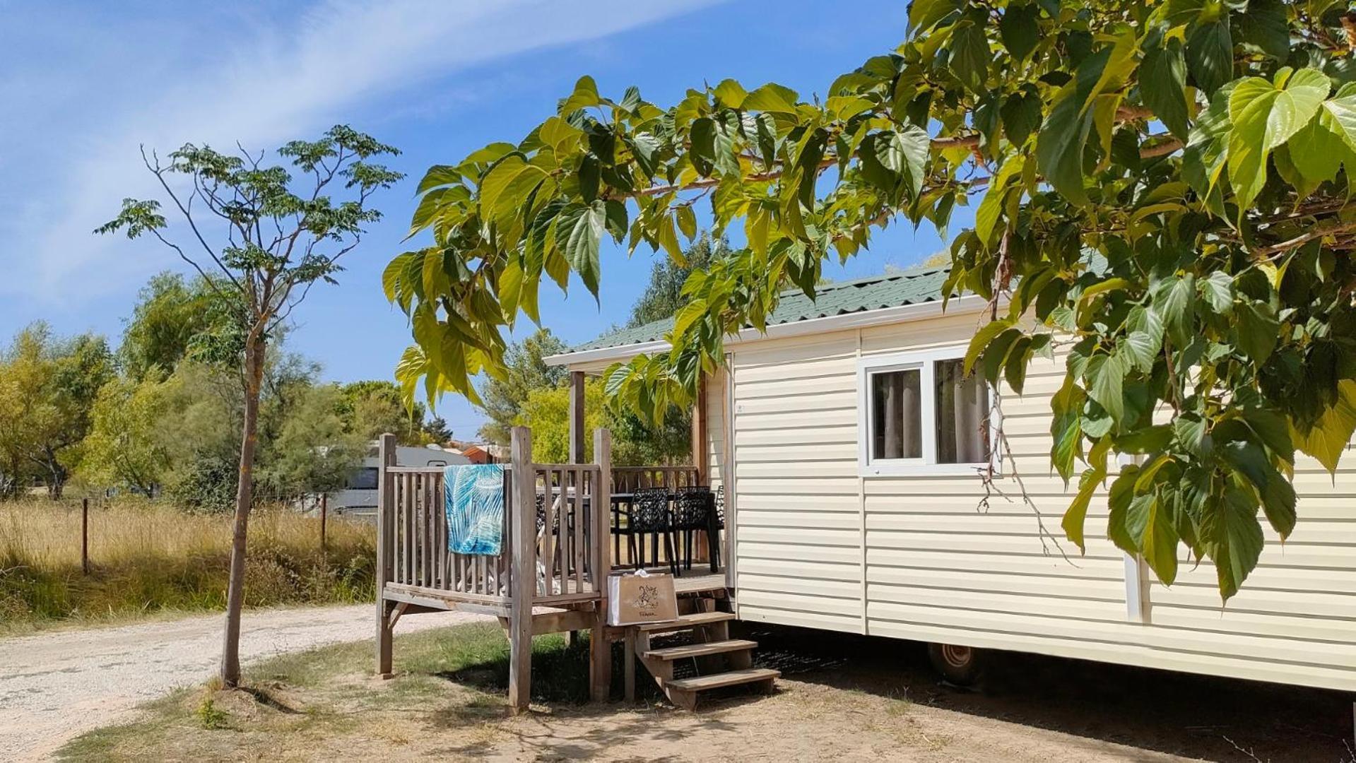 Camping Tikayan Felix De La Bastide Saint-Mitre-les-Remparts 外观 照片