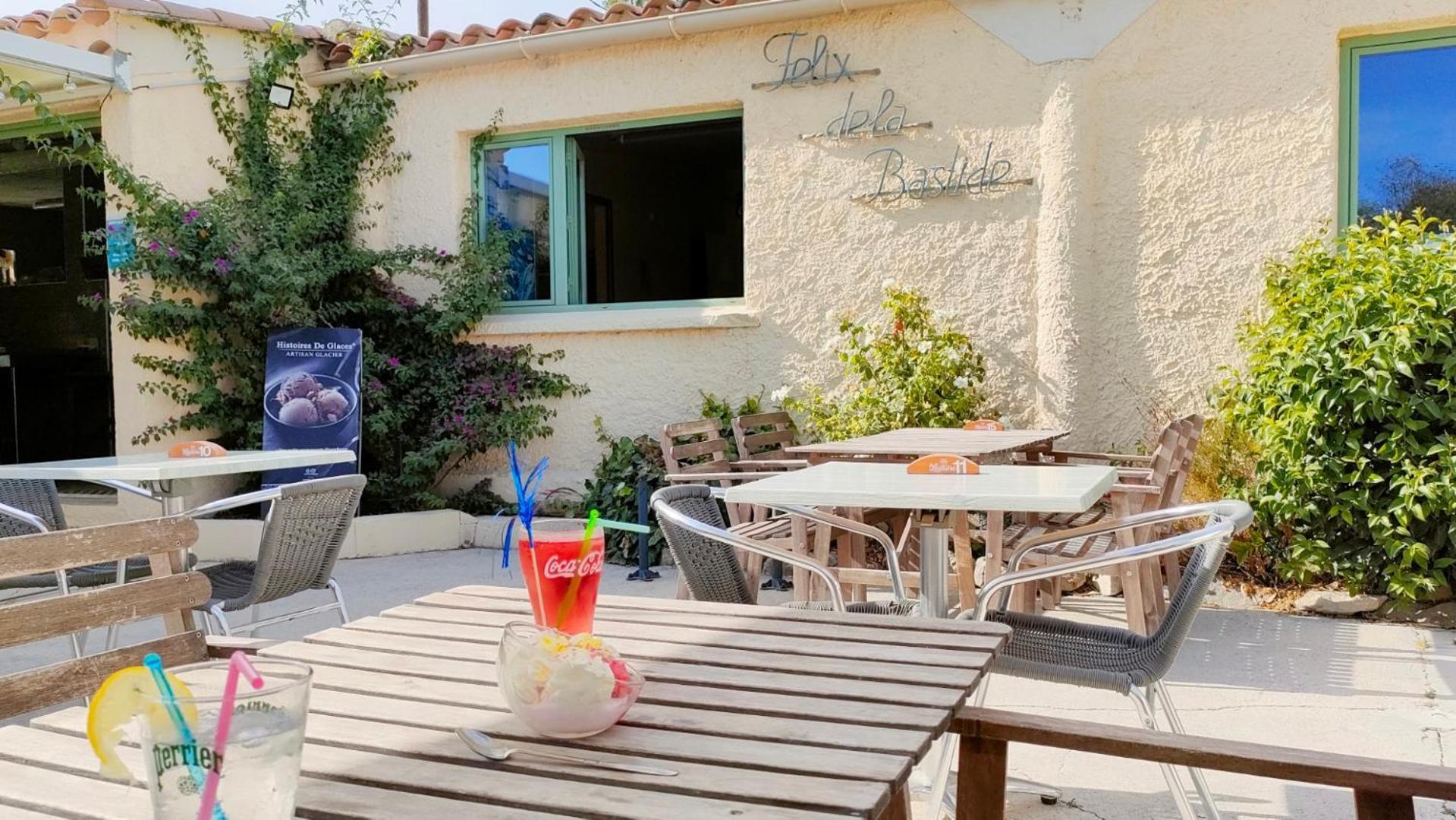 Camping Tikayan Felix De La Bastide Saint-Mitre-les-Remparts 外观 照片