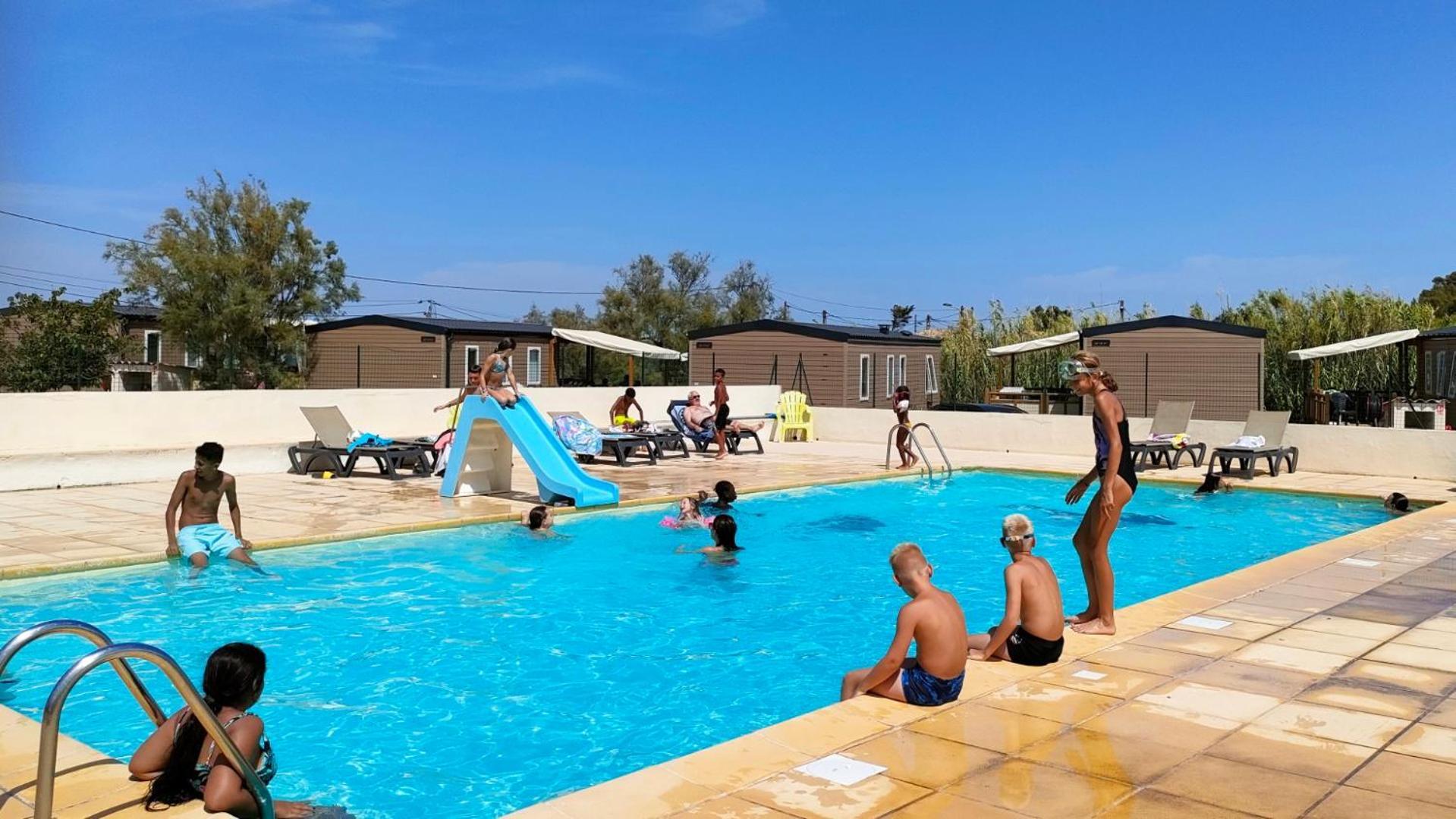 Camping Tikayan Felix De La Bastide Saint-Mitre-les-Remparts 外观 照片