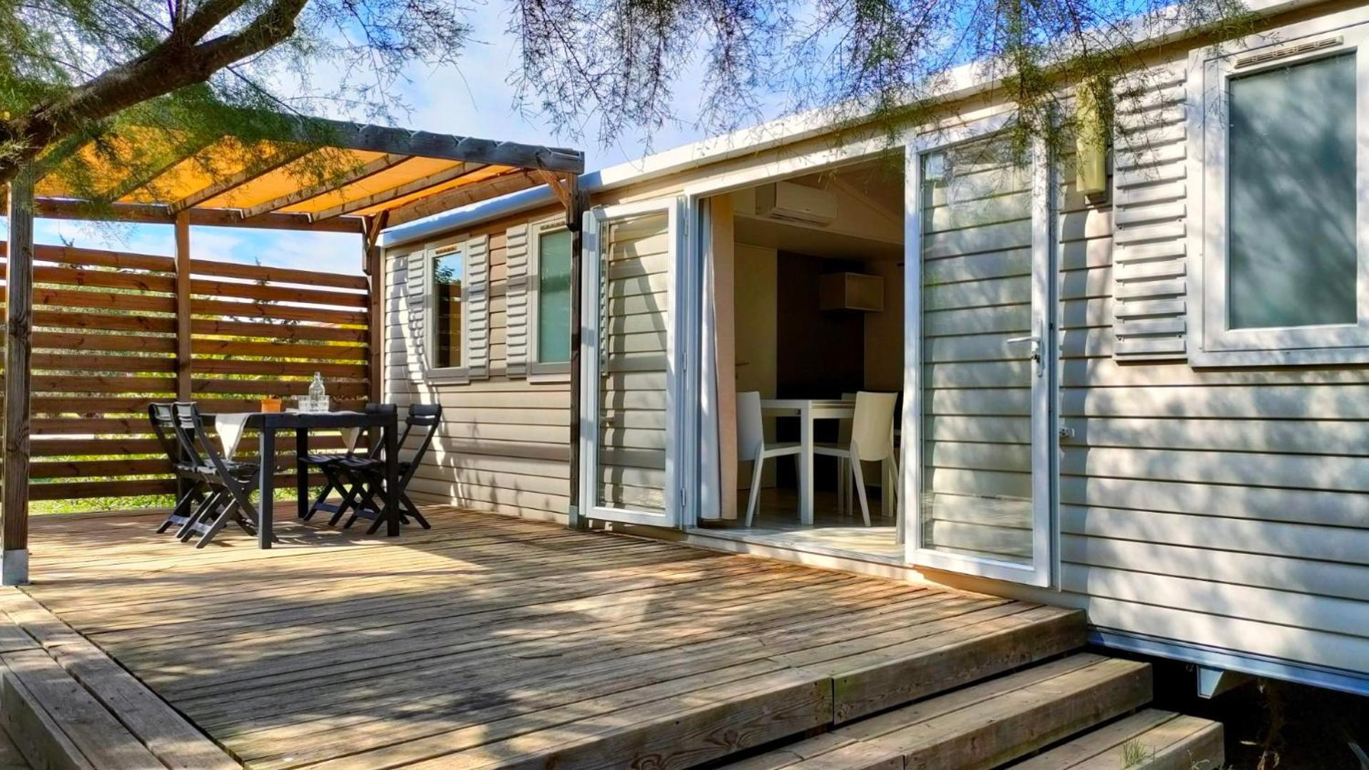 Camping Tikayan Felix De La Bastide Saint-Mitre-les-Remparts 外观 照片