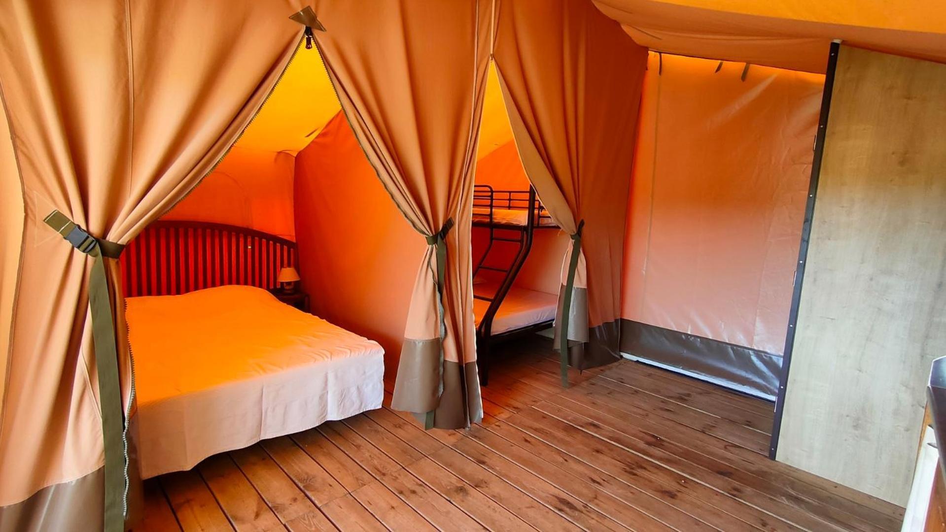 Camping Tikayan Felix De La Bastide Saint-Mitre-les-Remparts 外观 照片